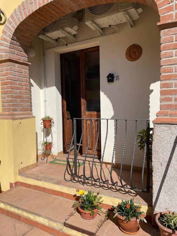 Aventina Holiday Home Burcei Exterior foto